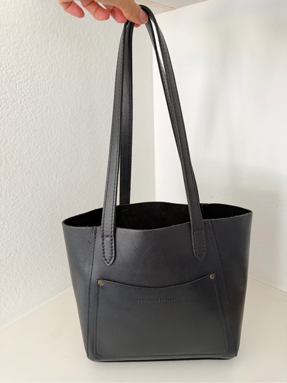 Portland Leather Goods Black Small Juliette Tote Bag - Picture 4 of 12